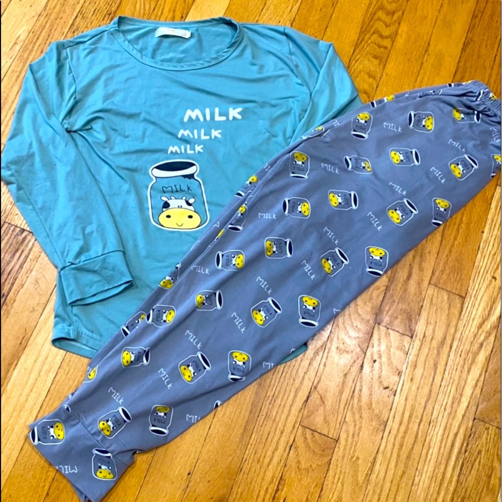 Women’s pjs size small
